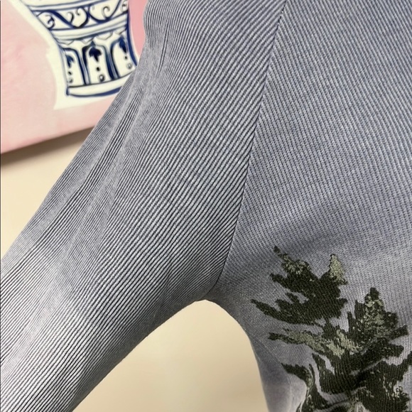 Chico's Gray and White Tree Print Long Sleeve Top - Picture 5 of 9